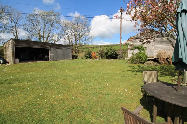 Photo 3 — Trenant Barton, Duloe, PL14 4PR