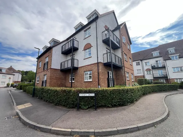 Wissen Drive, Letchworth Garden City, SG6, photo 1