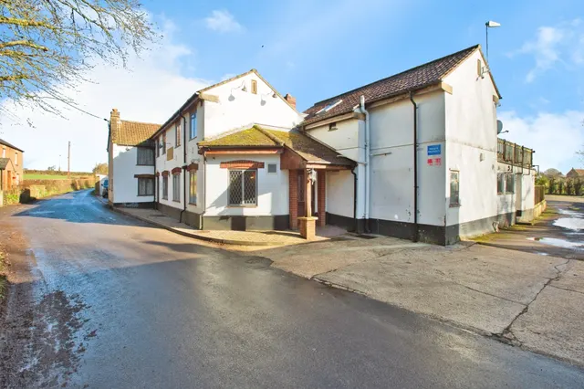 Holywell, East Coker, Yeovil, photo 1