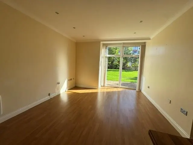 Altrincham Road, Manchester, photo 2