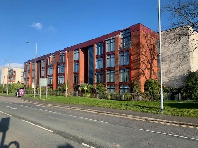 Altrincham Road, Manchester, photo 1