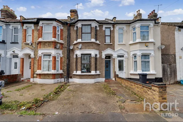 Westwood Road, Ilford, IG3, photo 1