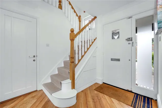 Photo 2 — Brisson Close, Esher, Surrey, KT10 8JZ