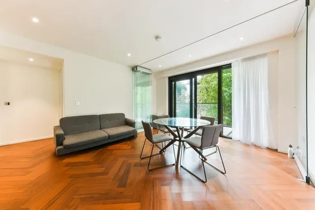 Embassy Gardens, Nine Elms, SW11, photo 2