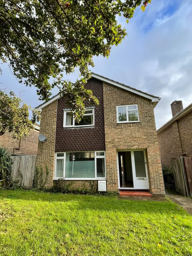 Cranbourne Walk, Canterbury, CT2, photo 1