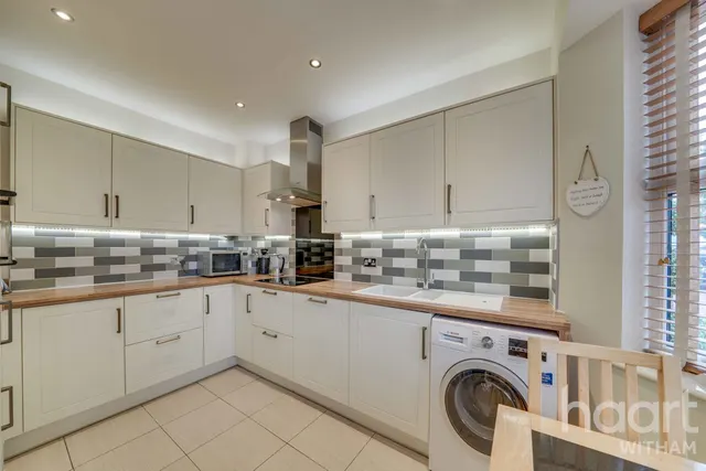 Constance Close, Witham, CM8, photo 2