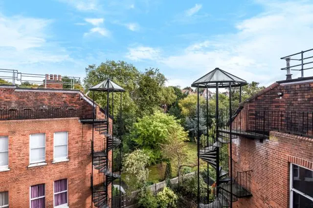 Langland Mansions, London, NW3, photo 3