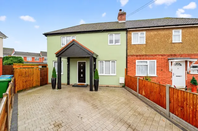 Photo 3 — Primley Lane, Bishop's Stortford