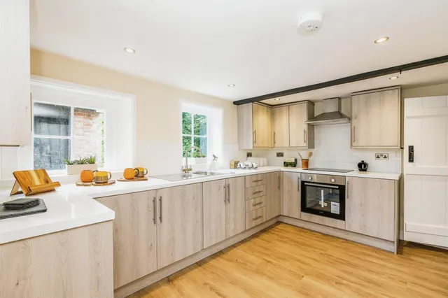 Photo 2 — Livesey Street, Teston, Maidstone