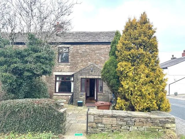 Blacksnape Road, Darwen, BB3, photo 3