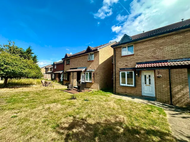 Juniper Way, Harold Wood, Romford, photo 1