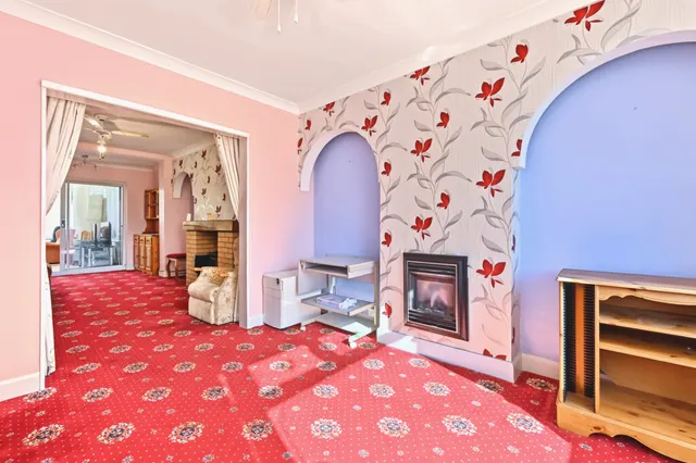 Brookhouse Lane, Ash Bank, ST2, photo 2