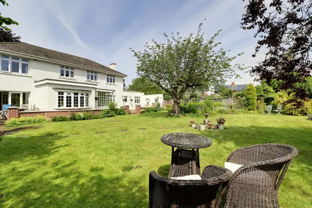 Westcliff Gardens, Scunthorpe, DN17, photo 2