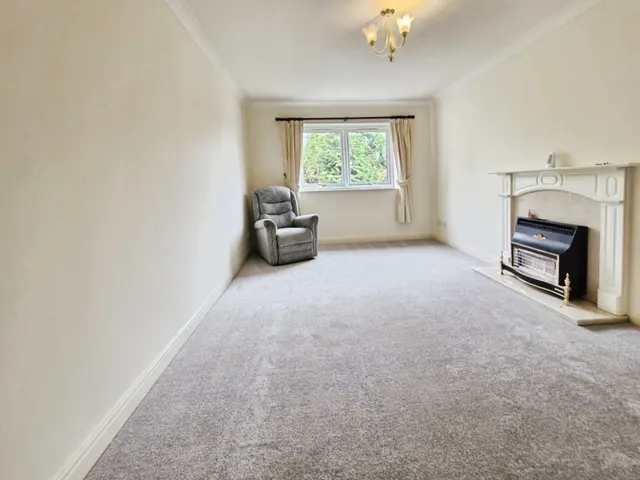Photo 2 — The Belfry, Windmill Lane, Yeadon