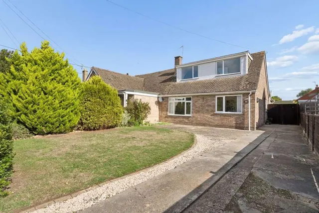Langley Road, Charlgrove, OX44, photo 1
