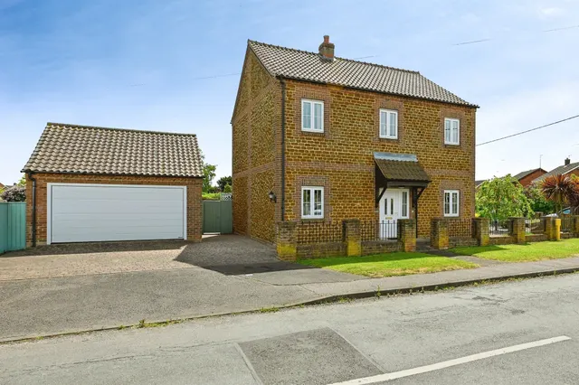Collins Lane, Heacham, King's Lynn, photo 1