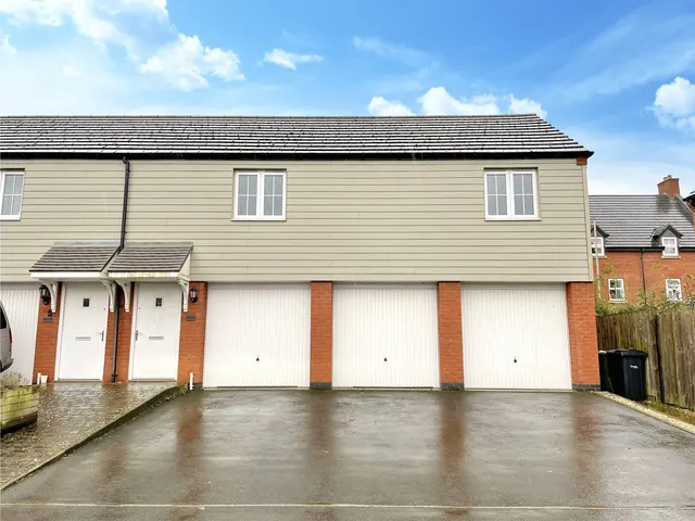 Housman Way, Cleobury Mortimer, photo 1