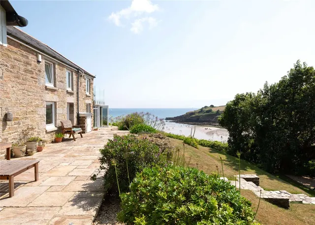 Photo 2 — Maenporth, Falmouth, Cornwall, TR11 5HN