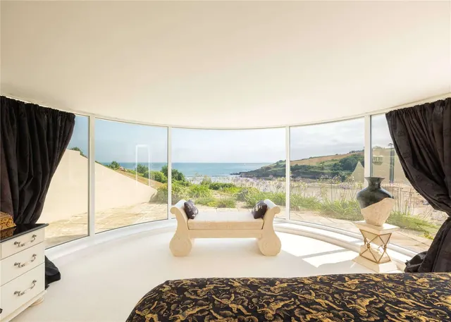 Photo 3 — Maenporth, Falmouth, Cornwall, TR11 5HN