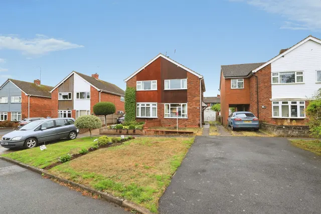 Lea Wood Grove, Kidderminster, photo 1