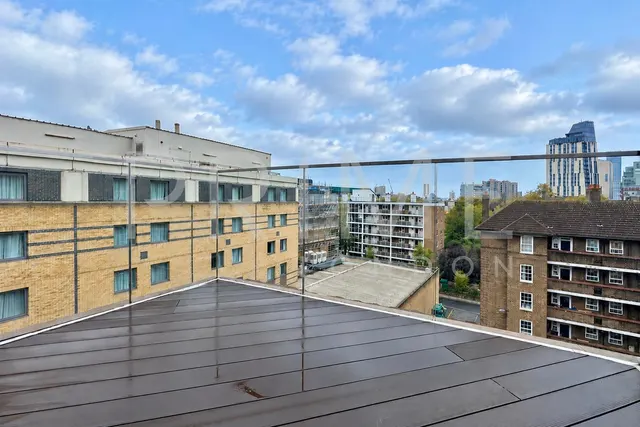 Lambeth High Street, London, SE1, photo 2