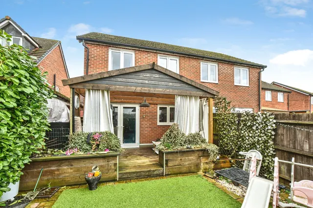 Photo 3 — Pickernell Road, TIDWORTH