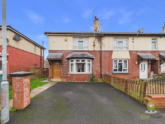 Ealand Road, Batley, WF17, photo 1