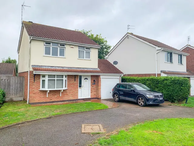 3 bedroom house — Warren Lane, Leicester Forest East, Leicester, LE3 3LW