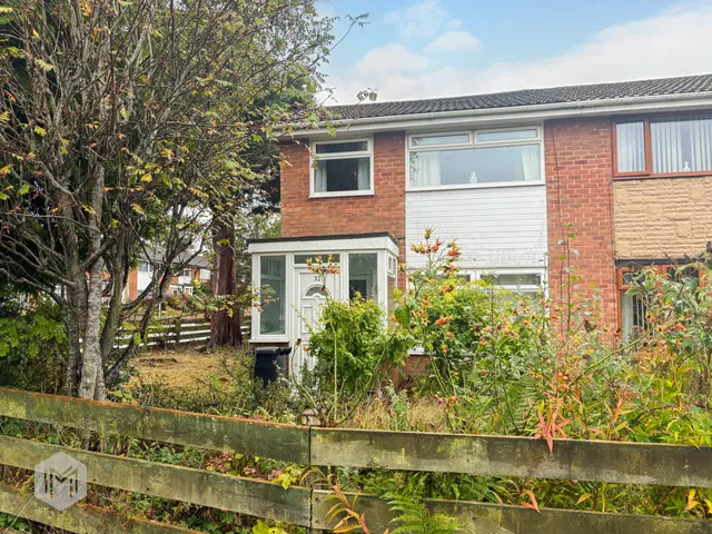 Brook House Close, Bolton, BL2, photo 1