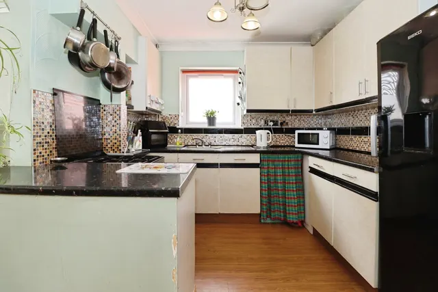 Photo 3 — South Road, Almondsbury, Bristol, Gloucestershire, BS32