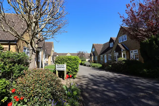 Photo 2 — Drewsteignton, Shoeburyness, SS3