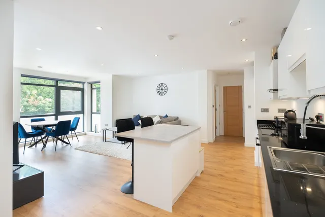 Deepdene Avenue, Dorking, RH5, photo 2