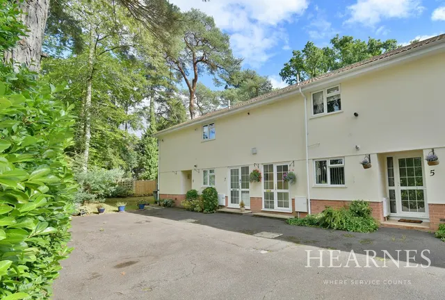 Forest Edge, BH22, photo 1