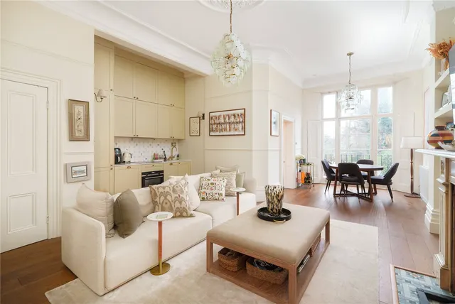 Elgin Avenue, Little Venice, London, W9 1NH, photo 1
