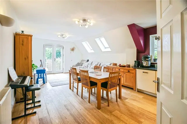 Photo 3 — Foxley Road, Kenley, CR8