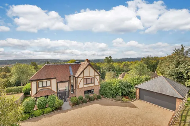 Gables Park, Gravesend Road, Wrotham, Kent, TN15 7QD, photo 1