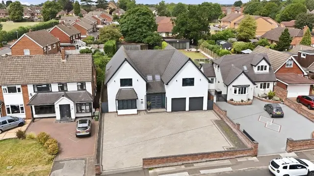 Erdington Road, Aldridge, WS9, photo 1
