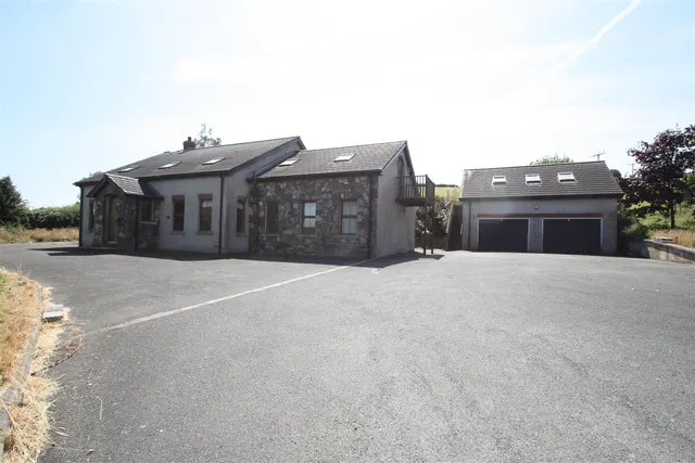 Magheralone Road, Ballynahinch, BT24, photo 1