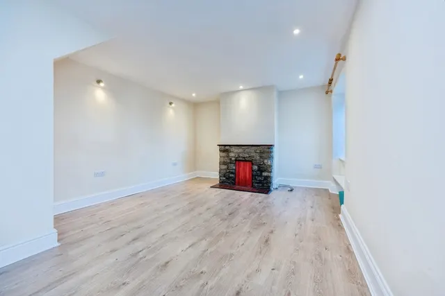 Brook Lane, Harrold, MK43, photo 2