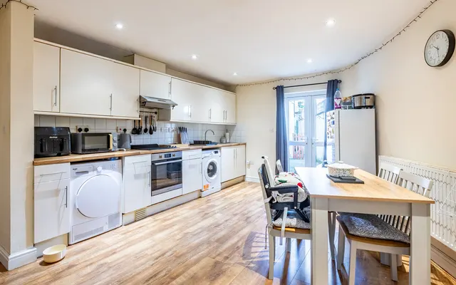 Portview Road, Avonmouth, BS11, photo 2