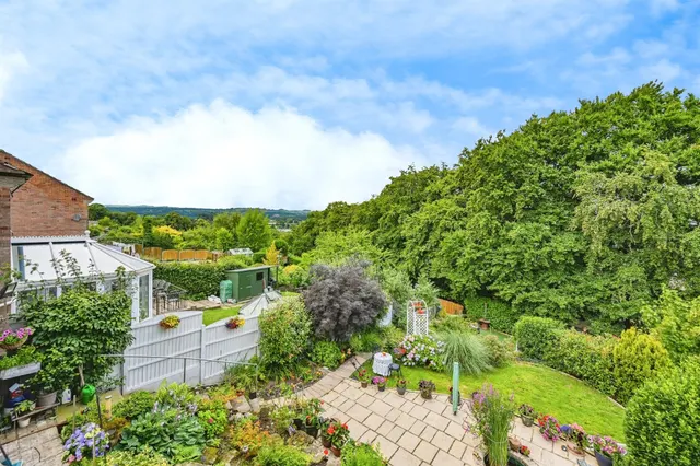 Peak View Drive, Ashbourne, DE6, photo 2