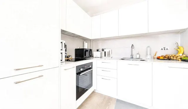 Exploration Way, Slough, SL1, photo 3