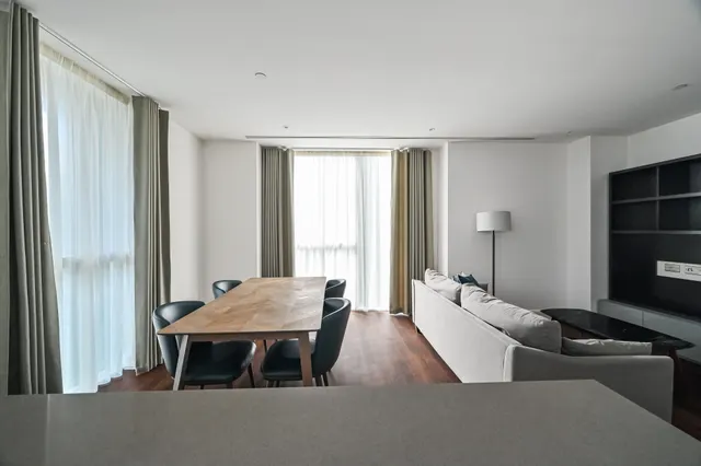 Photo 3 — Flat 606, Sirocco Tower, LONDON