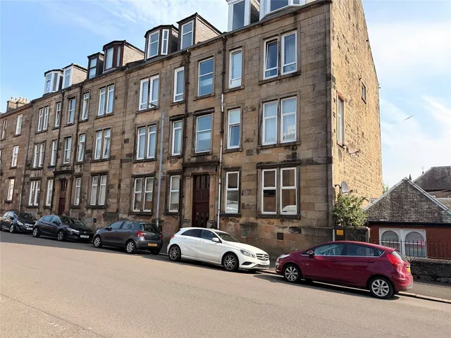 1 bedroom flat — Brisbane Street, Greenock, Inverclyde, PA16