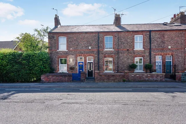 Huntington Road, York, photo 1