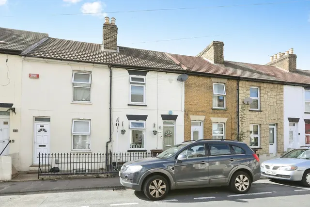 Victoria Street, Gillingham, ME7, photo 1