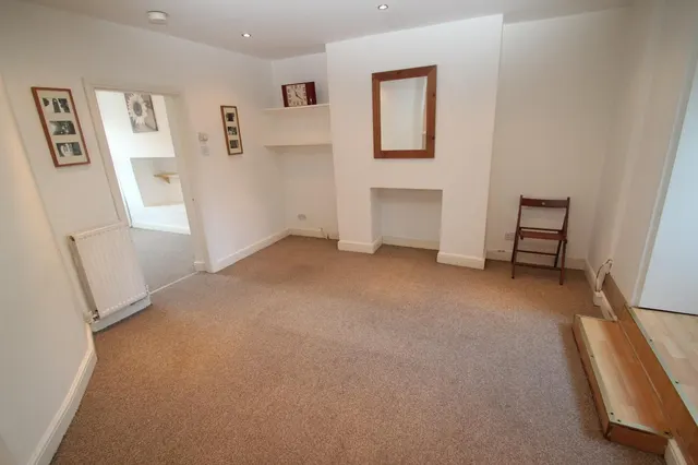 Photo 2 — Cheltenham Mount, Harrogate
