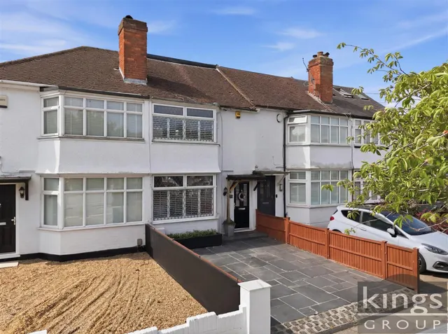Severn Drive, Enfield, photo 1