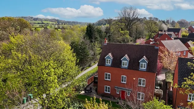 Joules Drive, Stone, ST15, photo 1