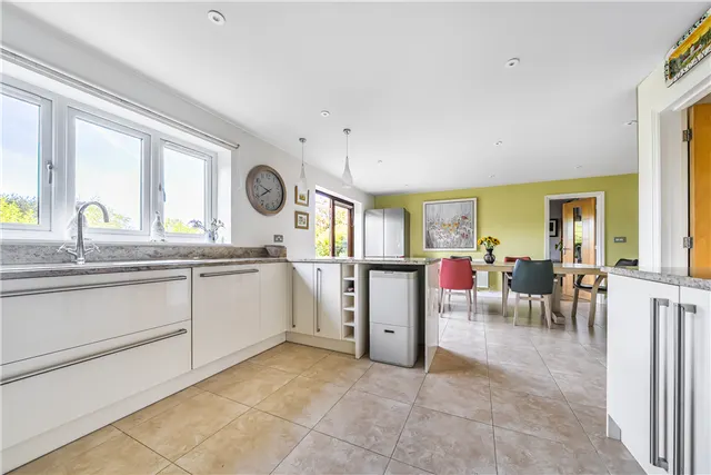 Burdock Lane, Barford, NR9, photo 3